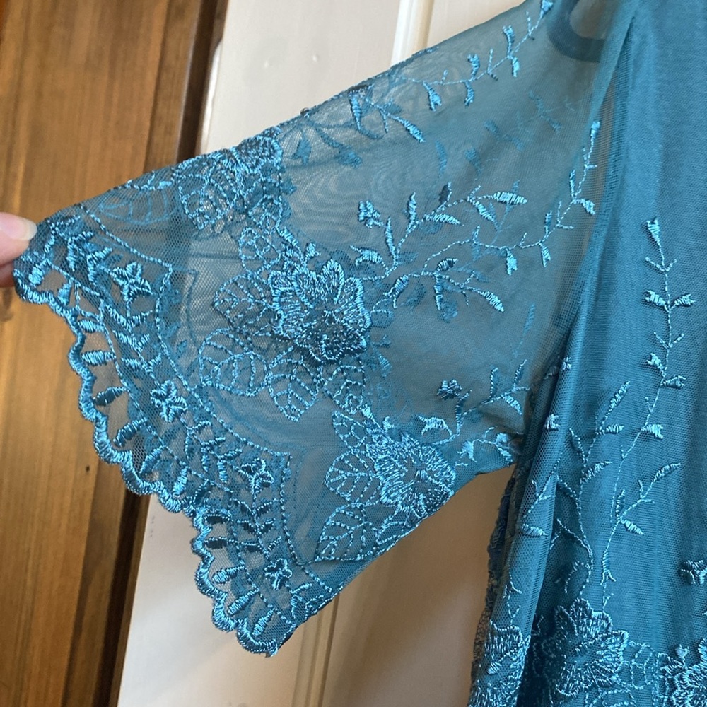 Free People embroidered lace high/low gathered peplum top - Picture 3 of 5